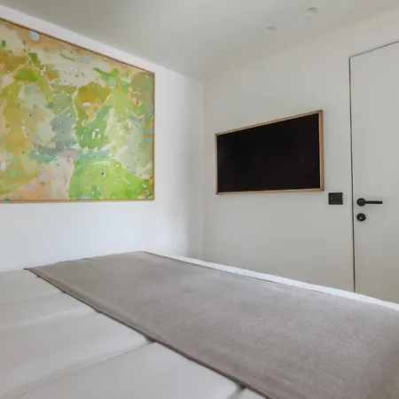 Magnificent -1br-4p- Canal Saint-martin Parigi